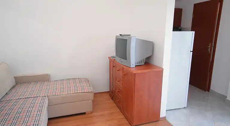 1-Zimmer-Ferienwohnung mit Terrasse und Meerblick Njivice,