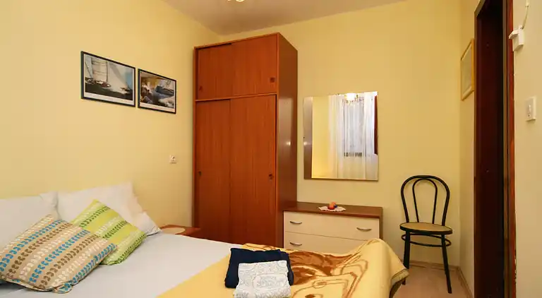 One bedroom apartment with terrace Jadranovo, Crikvenica