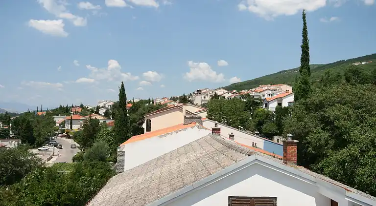 Studio flat with terrace and sea view Dramalj, Crikvenica