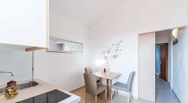 Studio flat with balcony and sea view Privlaka, Zadar