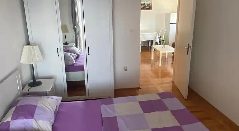 1-Zimmer-Ferienwohnung am Strand Kozino, Zadar (A-5803-c)