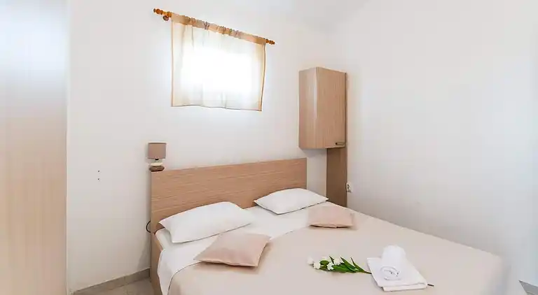 Studio flat with balcony and sea view Privlaka, Zadar