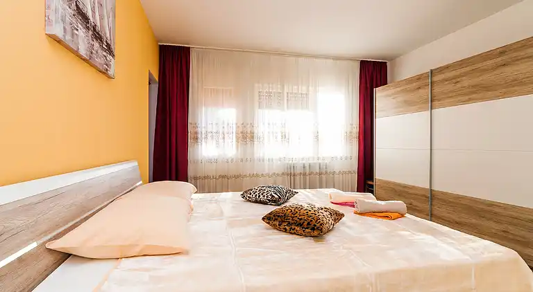 3-Zimmer-Ferienwohnung mit Balkon Privlaka, Zadar (A-5747-d)