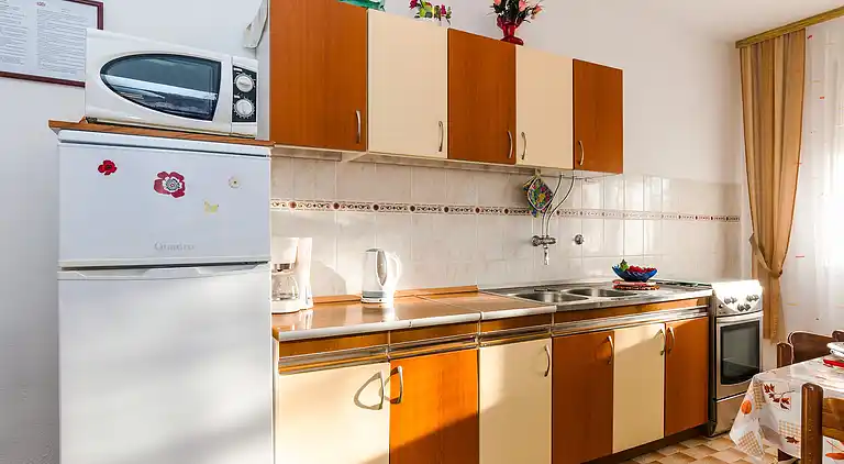 3-Zimmer-Ferienwohnung mit Balkon Privlaka, Zadar (A-5747-a)