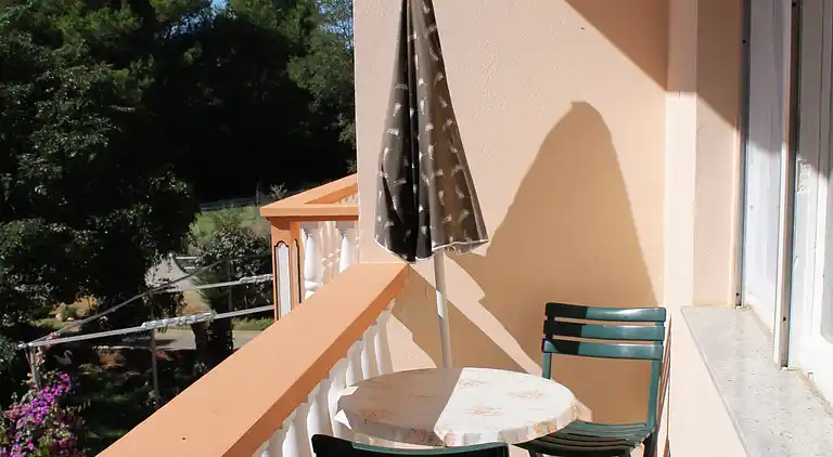 3-Zimmer-Ferienwohnung mit Balkon Privlaka, Zadar (A-5747-d)