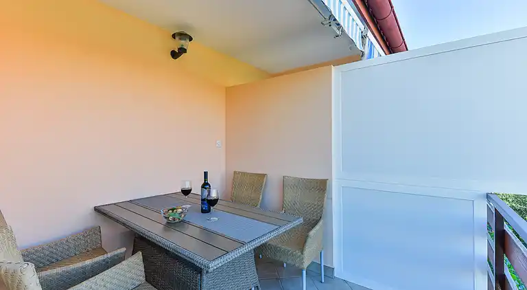 One bedroom apartment with balcony and sea view Bibinje,