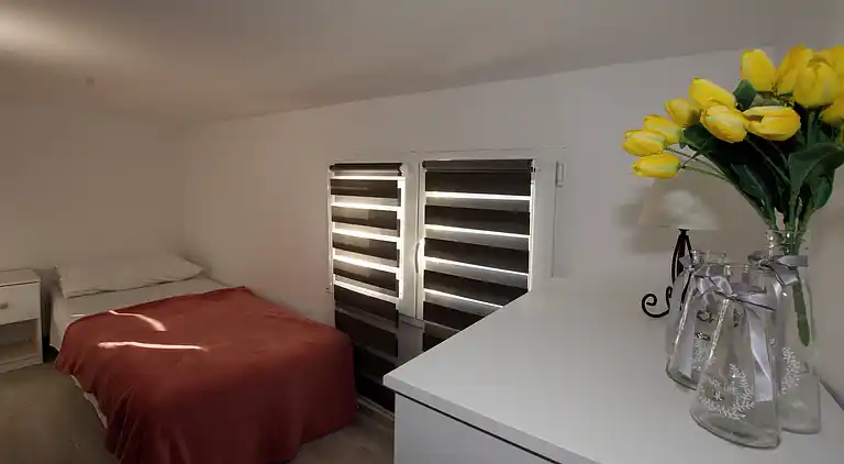 2-Zimmer-Ferienwohnung am Strand Kozino, Zadar (A-5803-d)
