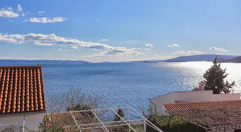 Two bedroom apartment near beach Seget Vranjica, Trogir