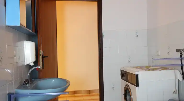 Three bedroom apartment with terrace and sea view