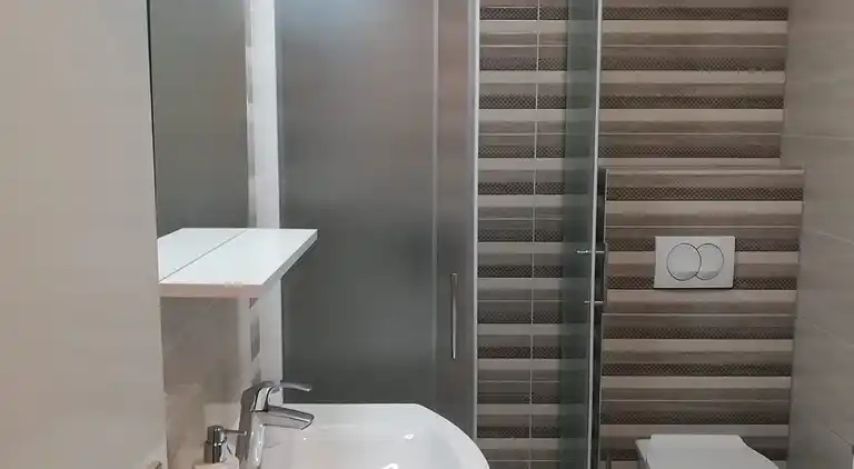 One bedroom apartment with terrace and sea view Podstrana,