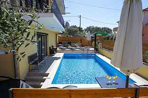 Two bedroom apartment with balcony and sea view Zadar