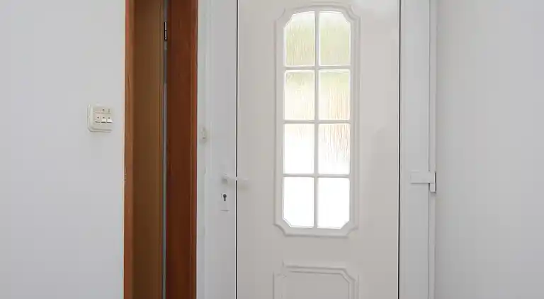 One bedroom apartment near beach Cove Mulobedanj, Pag