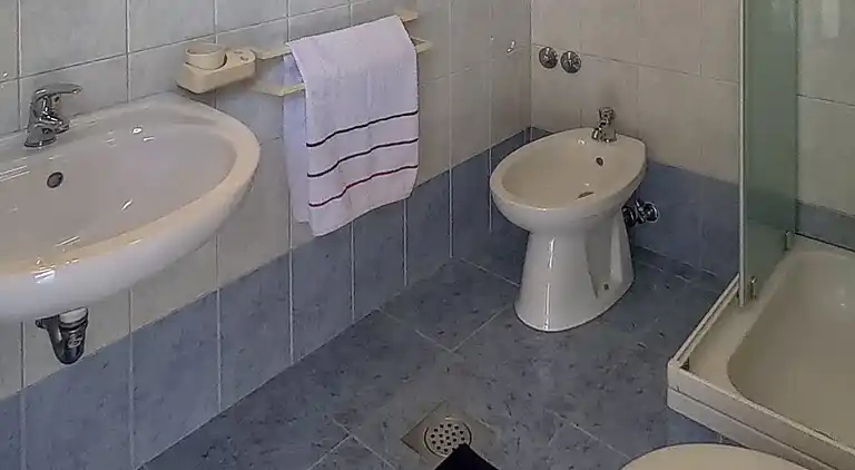 One bedroom apartment near beach Cove Mulobedanj, Pag