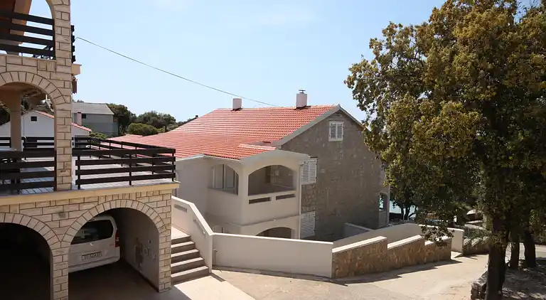 One bedroom apartment near beach Cove Mulobedanj, Pag