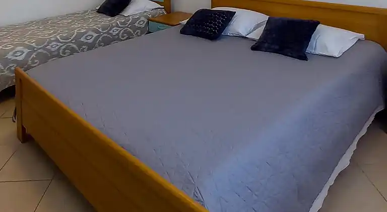 Two bedroom apartment near beach Cove Mulobedanj, Pag