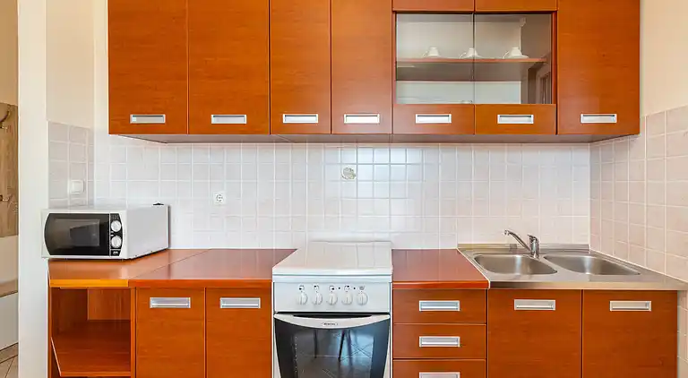 Two bedroom apartment with terrace and sea view Posedarje,