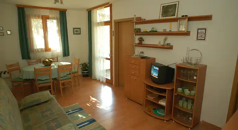 2-Zimmer-Ferienwohnung mit Terrasse Petrcane, Zadar
