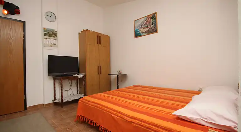 Studio Appartement mit Terrasse und Meerblick Pag