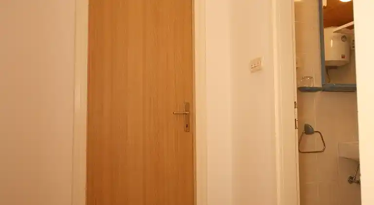 One bedroom apartment near beach Stara Novalja, Pag