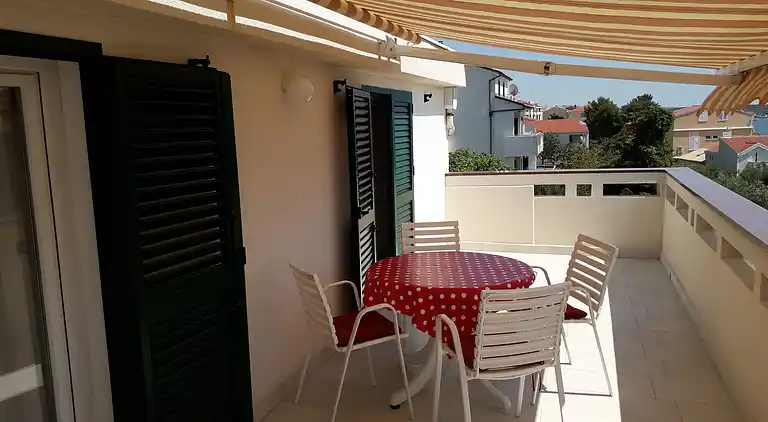 One bedroom apartment near beach Stara Novalja, Pag