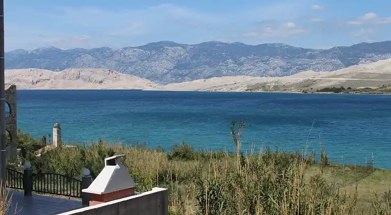 2-Zimmer-Ferienwohnung mit Terrasse und Meerblick Pag