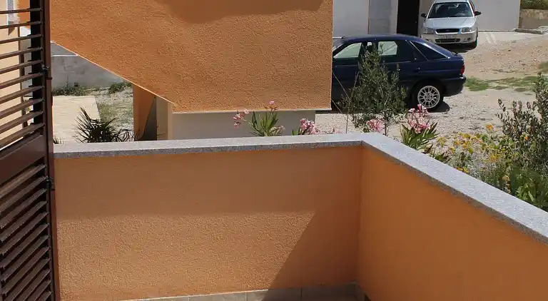 2-Zimmer-Ferienwohnung mit Terrasse und Meerblick Pag