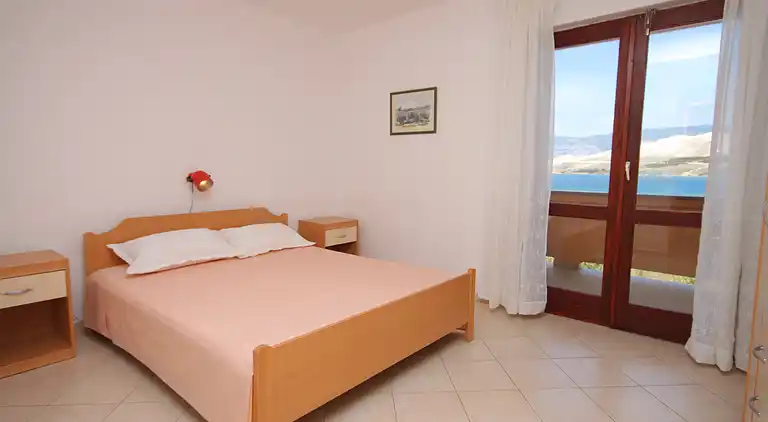 2-Zimmer-Ferienwohnung mit Terrasse und Meerblick Pag