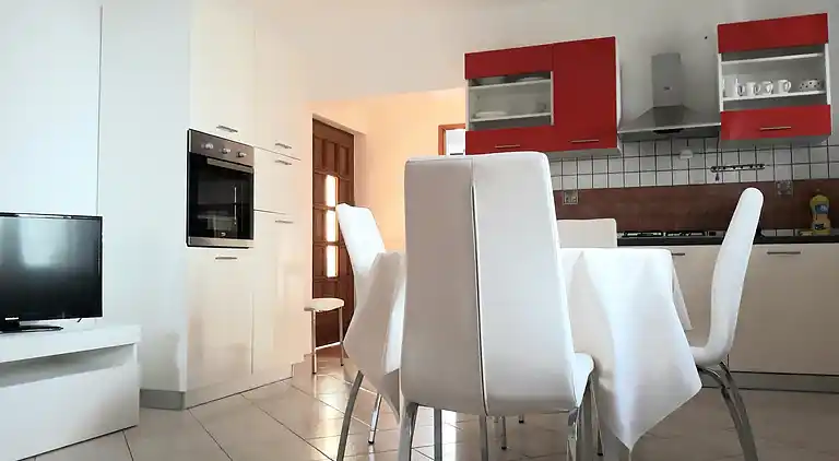 2-Zimmer-Ferienwohnung mit Terrasse und Meerblick Pag