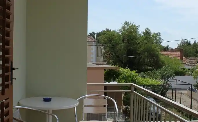 Two bedroom apartment near beach Seline, Paklenica