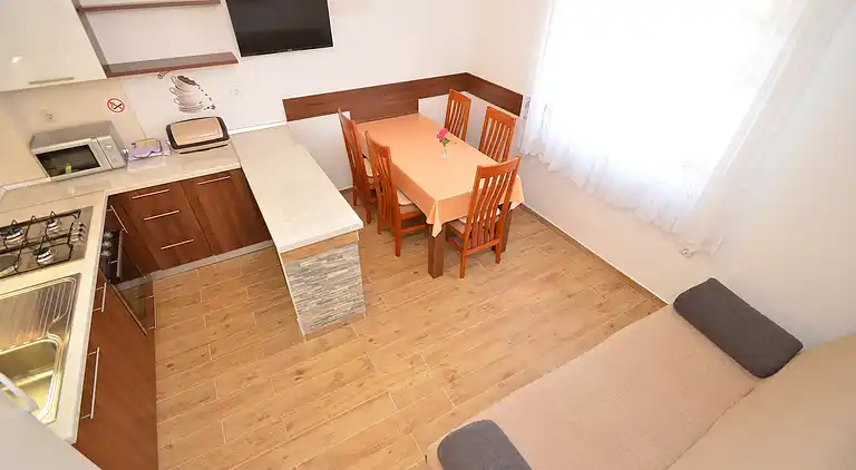 Two bedroom apartment near beach Seline, Paklenica