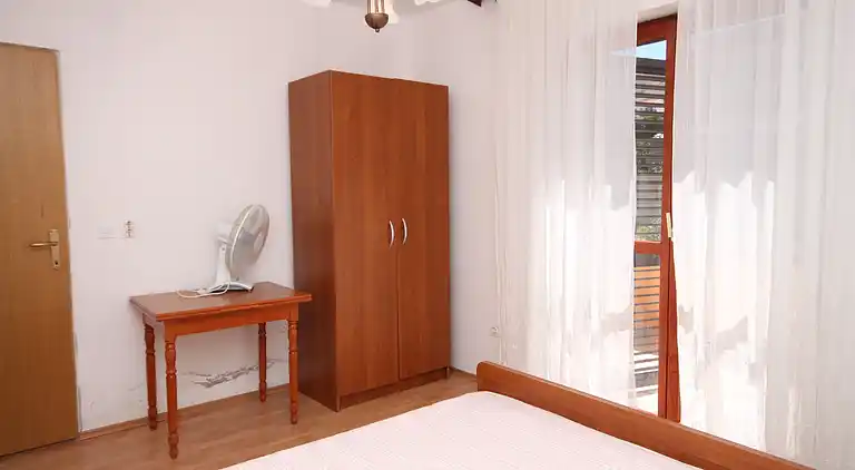 2-Zimmer-Ferienwohnung mit Terrasse und Meerblick Pag