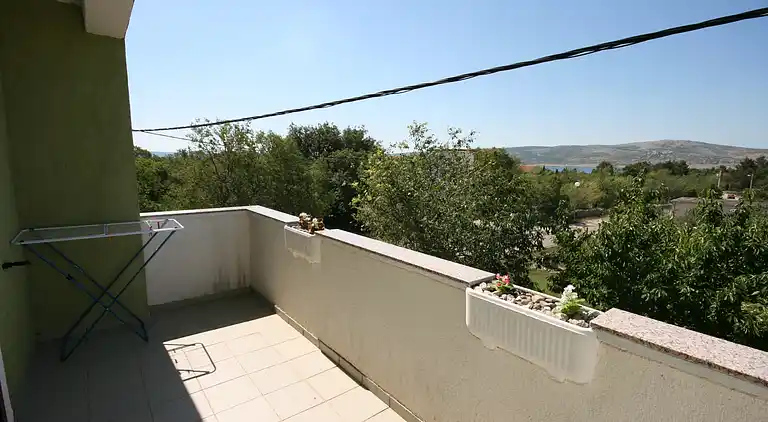 2-Zimmer-Ferienwohnung mit Terrasse und Meerblick Starigrad,