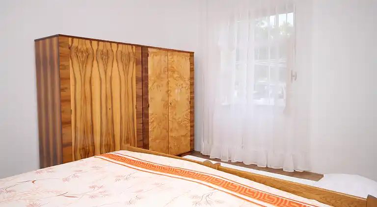 2-Zimmer-Ferienwohnung mit Terrasse Seline, Paklenica