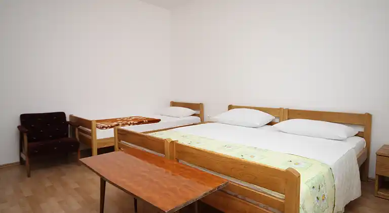2-Zimmer-Ferienwohnung mit Terrasse Seline, Paklenica