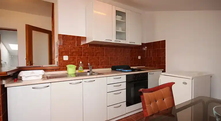 One bedroom apartment with balcony and sea view Gradac,