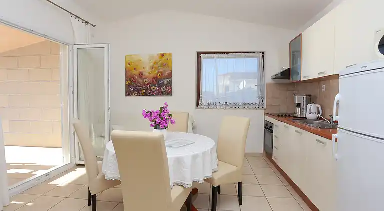 3-Zimmer-Ferienwohnung am Strand Okrug Donji, Ciovo