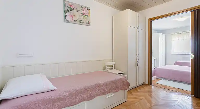 One bedroom apartment near beach Živogošće - Porat, Makarska