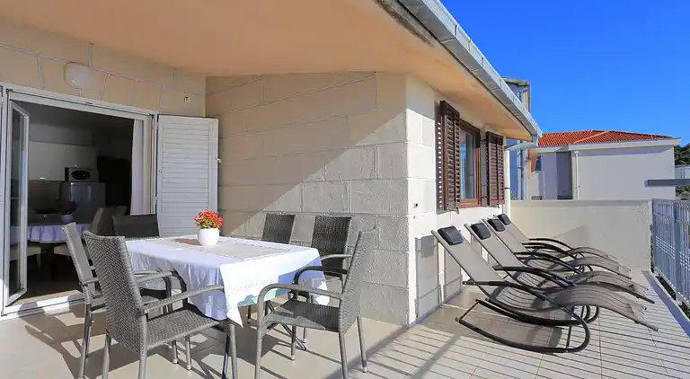 3-Zimmer-Ferienwohnung am Strand Okrug Donji, Ciovo
