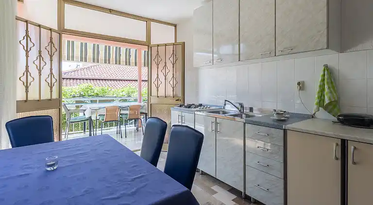 2-Zimmer-Ferienwohnung mit Terrasse Umag (A-7063-a)