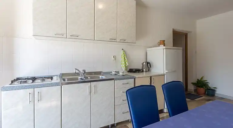 2-Zimmer-Ferienwohnung mit Terrasse Umag (A-7063-a)