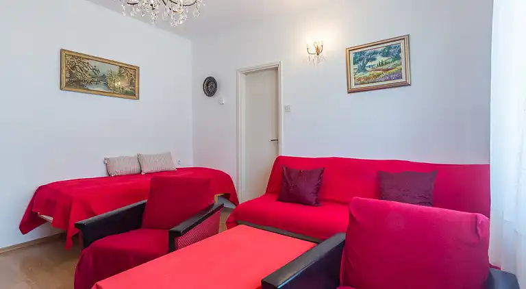 2-Zimmer-Ferienwohnung mit Terrasse Umag (A-7063-a)
