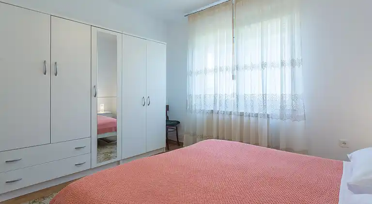 2-Zimmer-Ferienwohnung mit Terrasse Umag (A-7063-a)