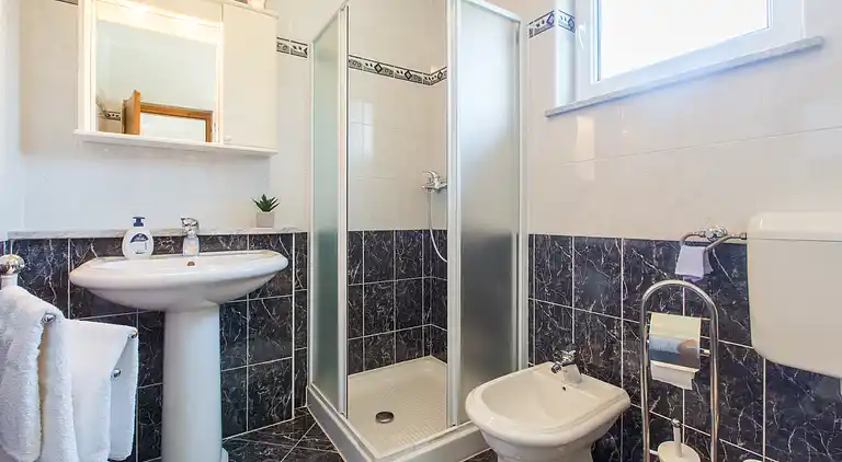 1-Zimmer-Ferienwohnung mit Terrasse Umag (A-7063-c)