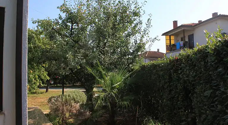 2-Zimmer-Ferienwohnung mit Terrasse Umag (A-7171-b)