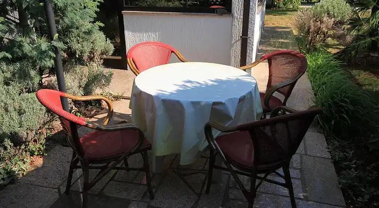 2-Zimmer-Ferienwohnung mit Terrasse Umag (A-7171-b)