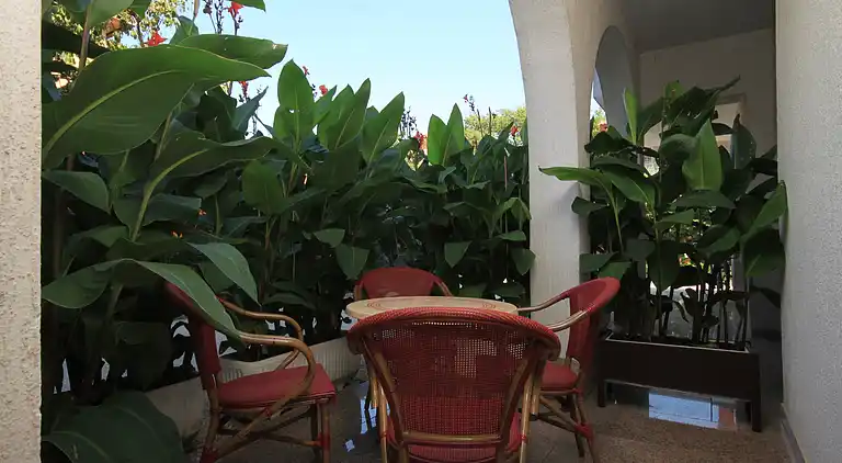 1-Zimmer-Ferienwohnung mit Terrasse Umag (A-7171-d)