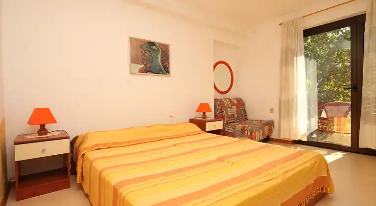 2-Zimmer-Ferienwohnung mit Terrasse Umag (A-7171-c)