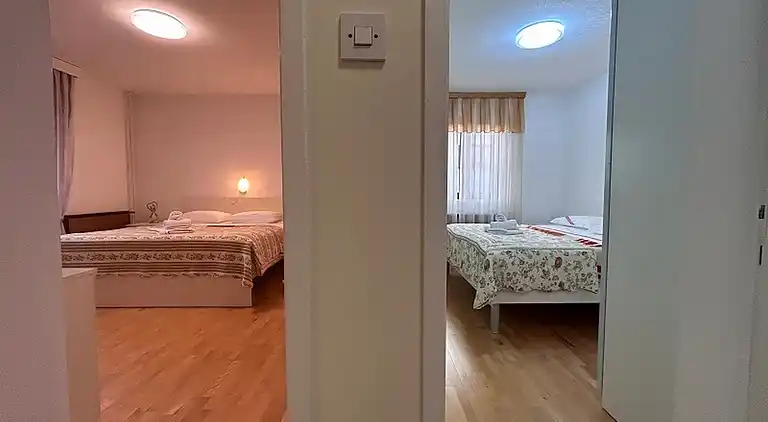 Two bedroom apartment with terrace Novigrad (A-7108-a)