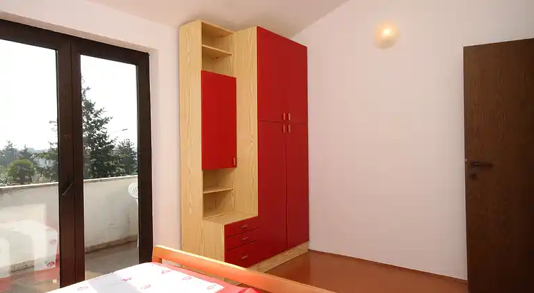2-Zimmer-Ferienwohnung mit Terrasse Umag (A-7171-a)