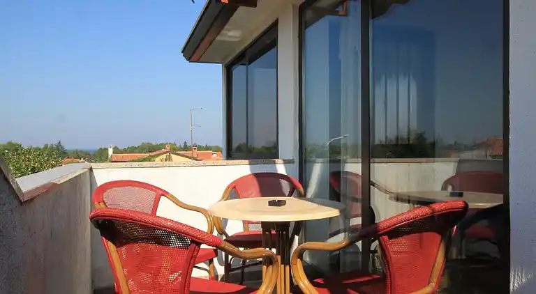 2-Zimmer-Ferienwohnung mit Terrasse Umag (A-7171-a)